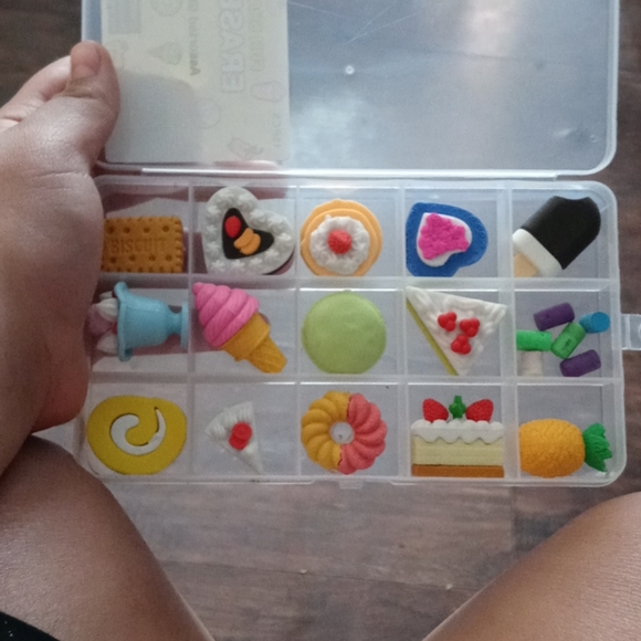 Jeans - Picture 3 of 3